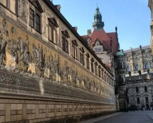 Fürstenzug Dresden erleben