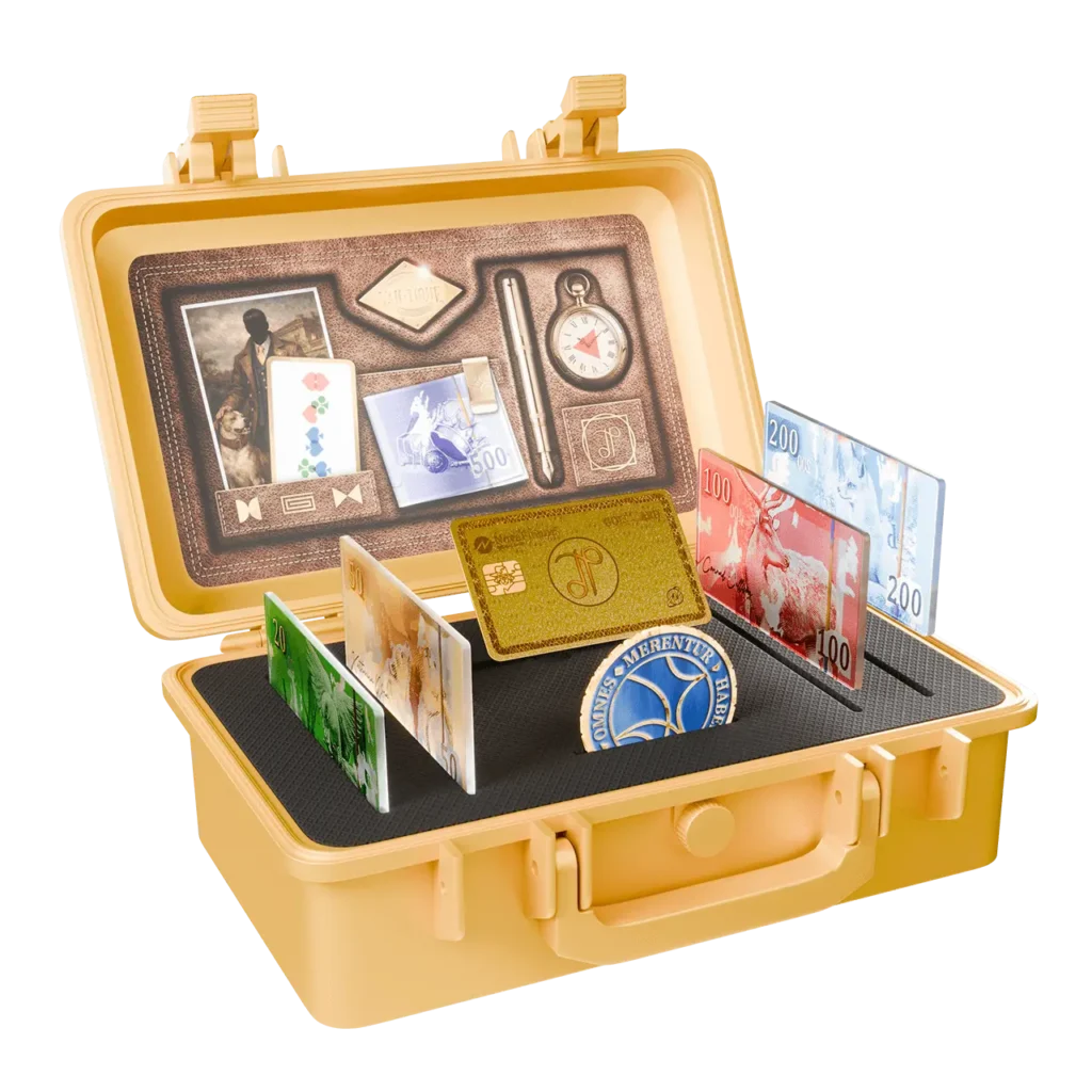 Geöffneter Rätselkoffer des Outdoor Escape Games „Gold Card“ von Epic Escape mit Spielmaterialien wie Karten, Münzen, Codes und Requisiten zur Lösung der Rätsel.