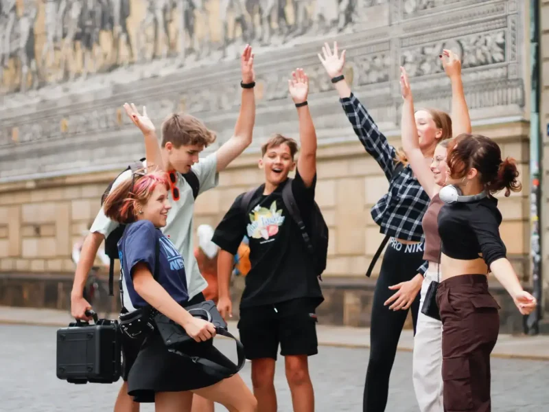 Schüler haben Erfolg beim Outdoor Escape und freuen sich